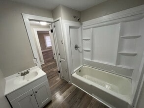 Building Photo - 2 Bedroom House in Woden ISD