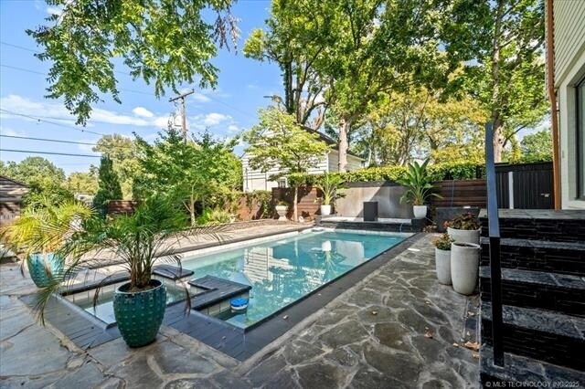 Building Photo - 2151 27th St