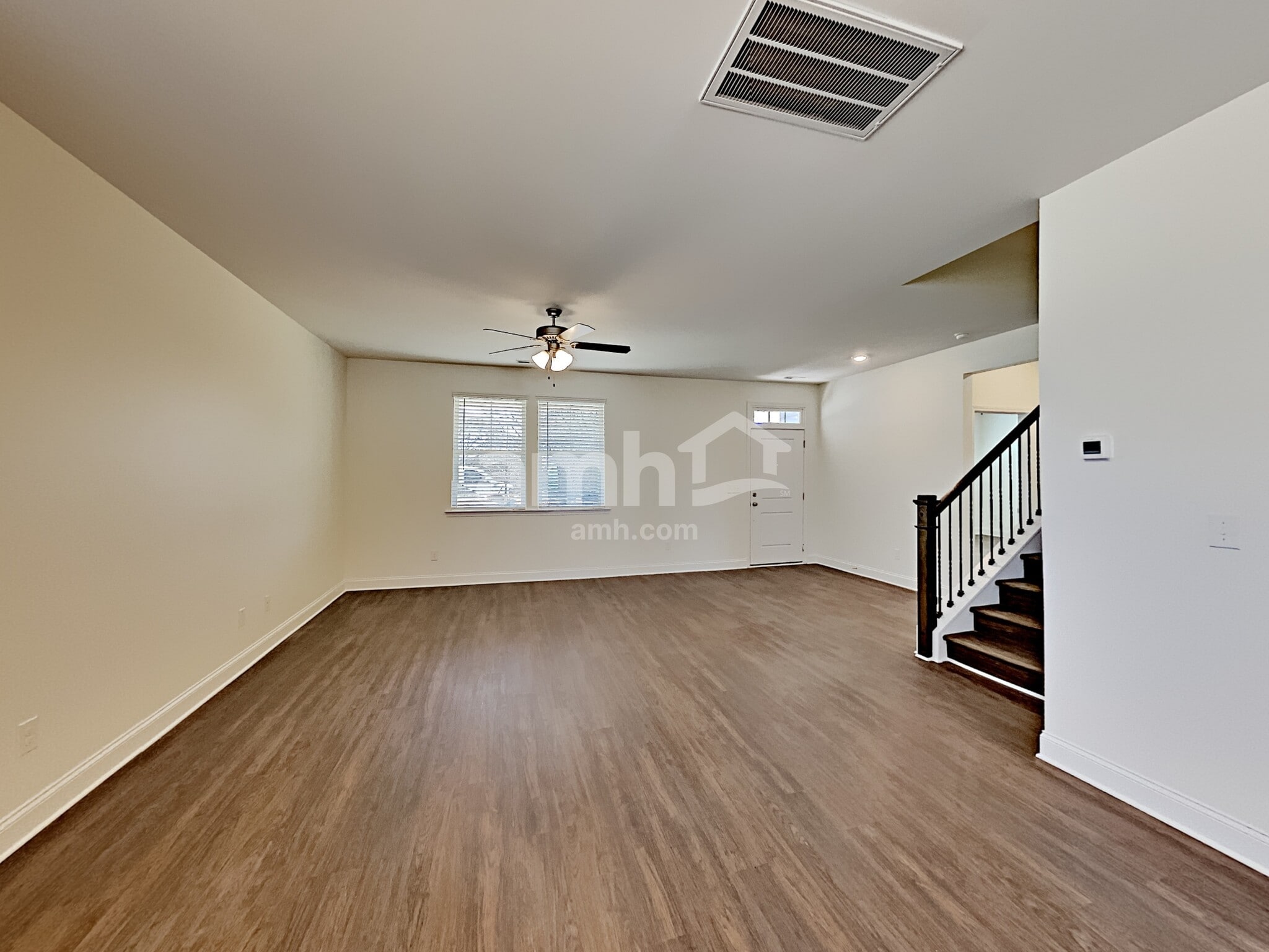 Building Photo - 215 Stowe Rd