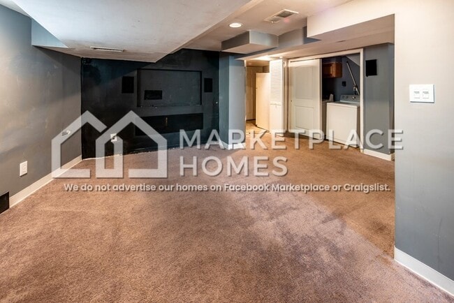 Building Photo - 2922 Hackberry St