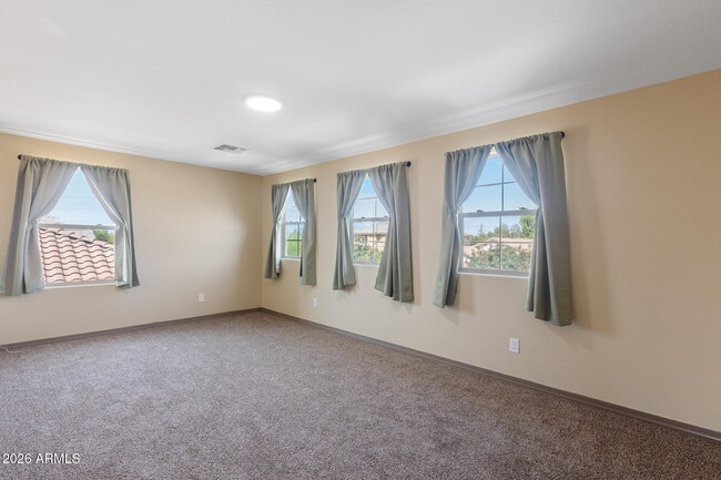 Building Photo - 7422 S 28th Pl