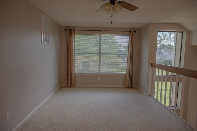 Building Photo - 1482 Gemini St