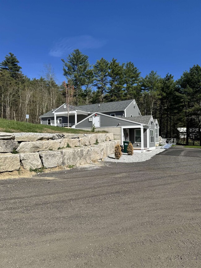 Primary Photo - 199 Rte 13