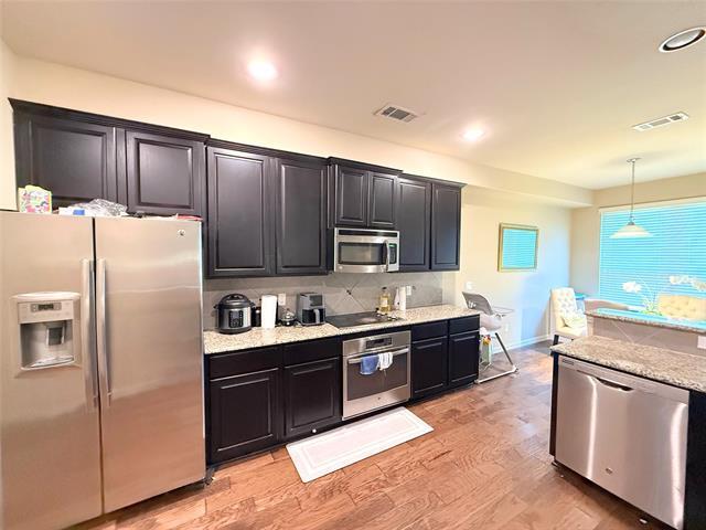 Building Photo - 880 Merino Drive