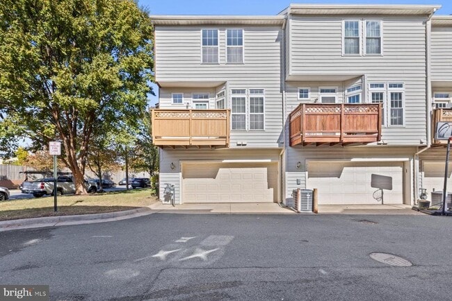 Building Photo - 726 Catts Tavern Dr