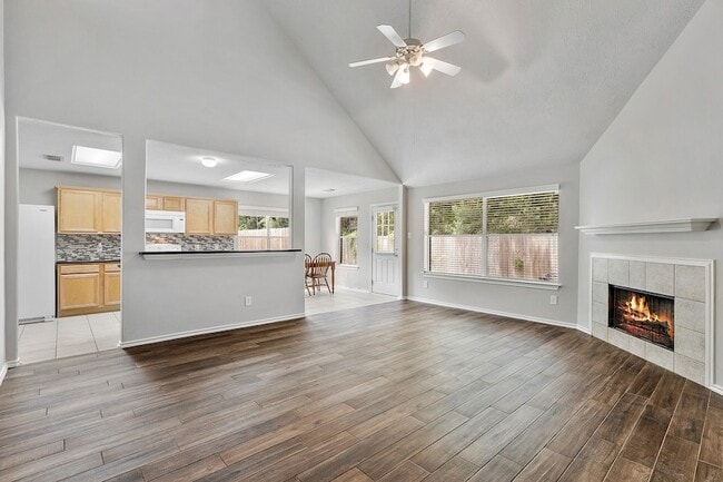 Building Photo - 18111 Stone Trail Manor Dr
