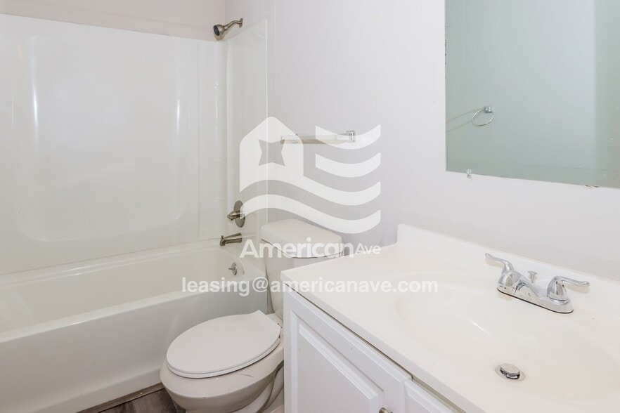 Building Photo - 5517 Janeru Cir