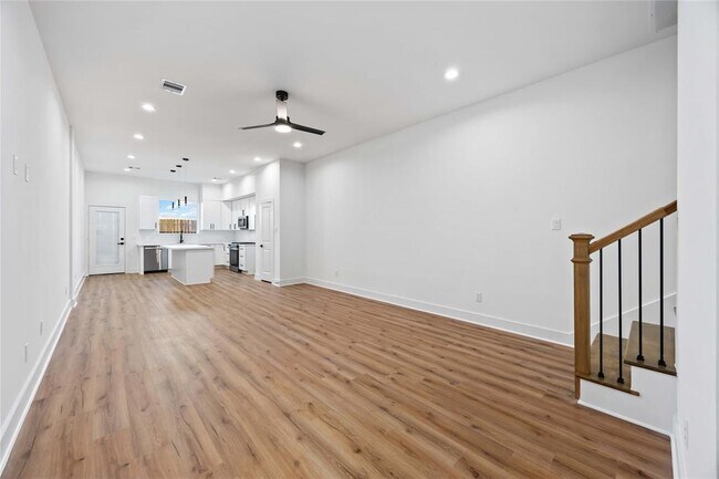 Building Photo - 7719 Orebo St