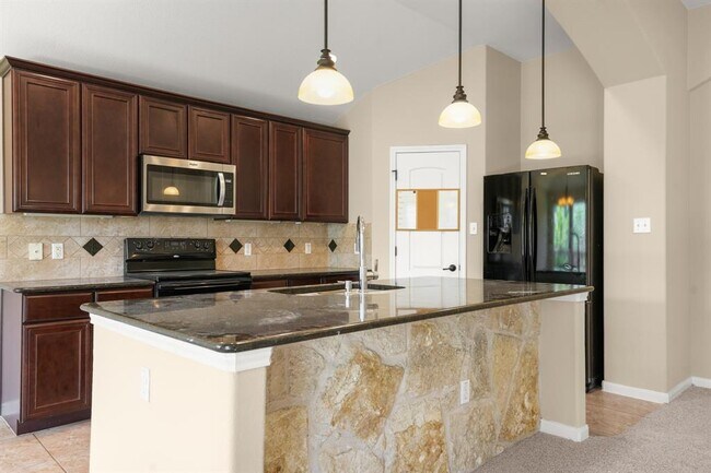 Building Photo - 122 Legends of Hutto Tr