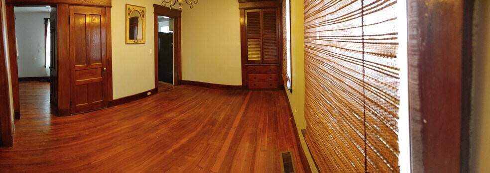 Empty Dining Room - 14 Pardee Place