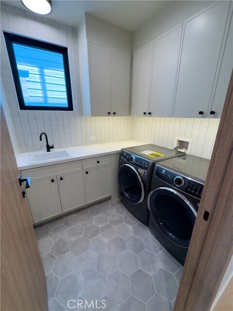 Building Photo - 404 16th St