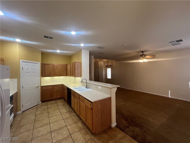 Building Photo - 8405 Teton Crest Pl
