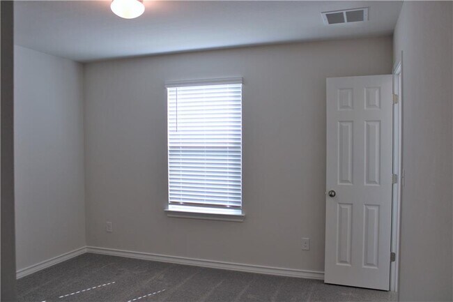 Building Photo - 344 Capstone Rd