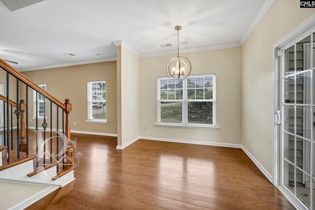 Building Photo - 328 Northwood St