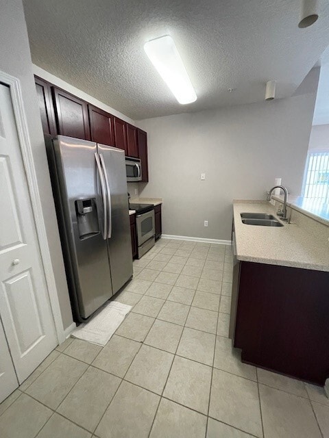 Building Photo - 8201 Green Parrot Rd