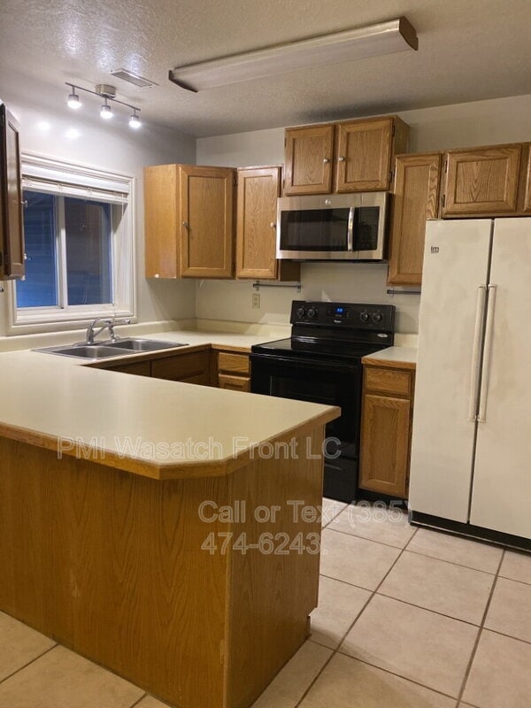 Building Photo - 3372 W 3470 S