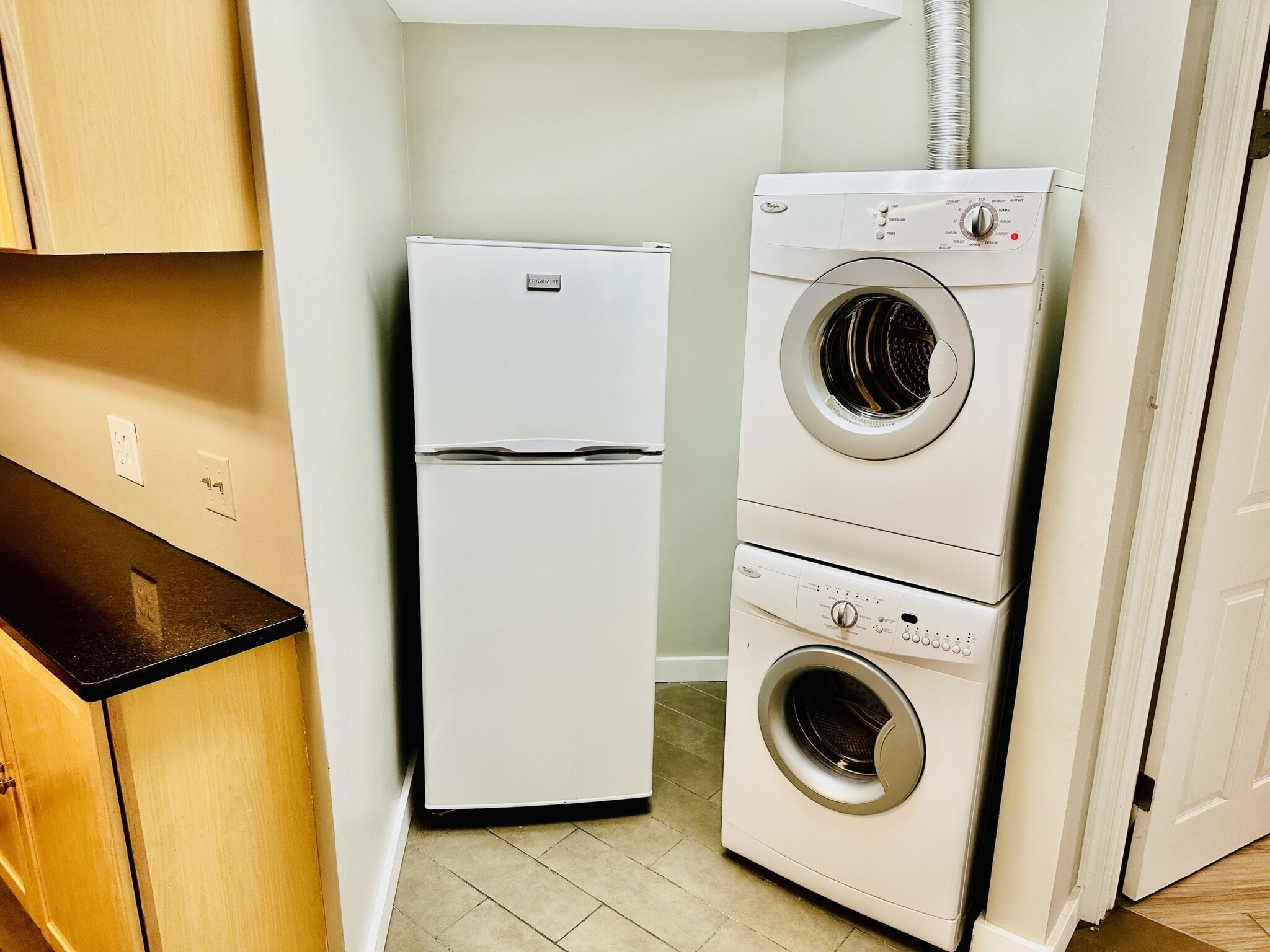 Building Photo - 2006 15th St NW