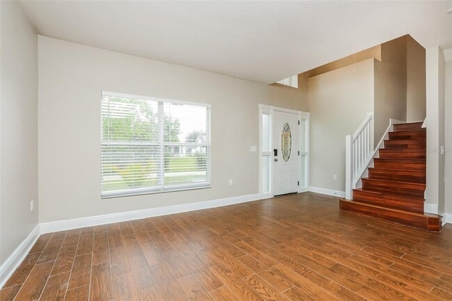 Building Photo - 207 Taranto Way