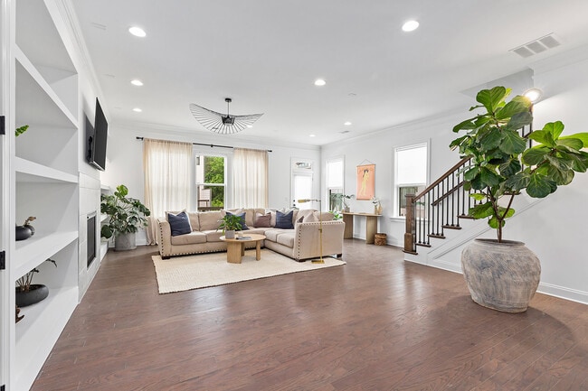 Building Photo - 2370 Provence Pk Wy