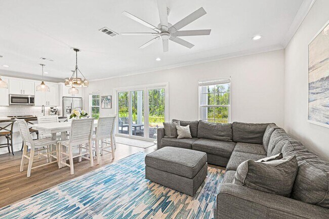 Building Photo - 25 Sugar Sands Dr