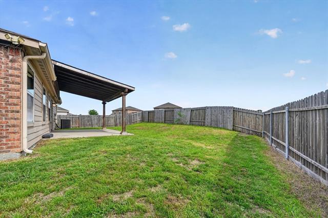 Building Photo - 204 Lamont Rd