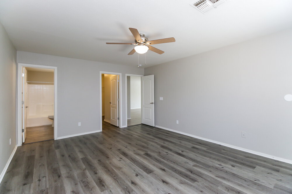 Building Photo - 16071 W Adams St