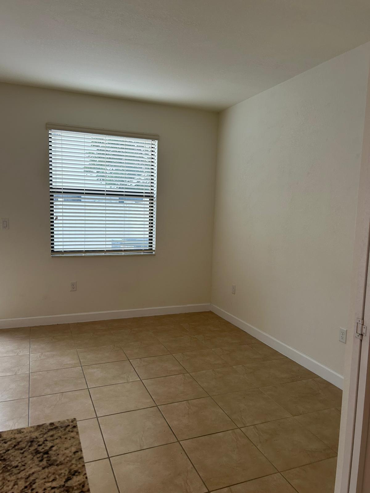 Building Photo - 9332 W 33rd Ln