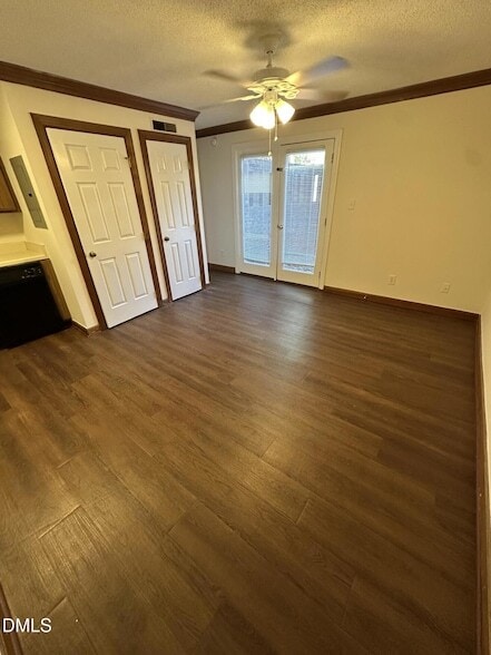 Building Photo - 3607 Helix Ct