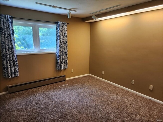 Building Photo - 603 Hamilton Pkwy