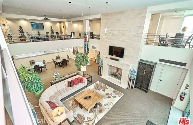 Building Photo - 267 San Pedro St