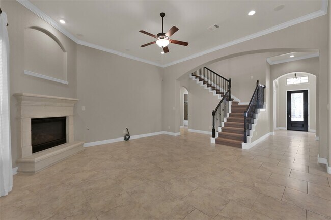Building Photo - 42 Caprice Bend Pl