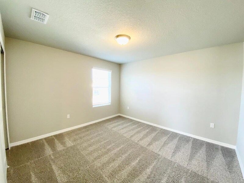 Building Photo - 573 Sun Warbler Wy