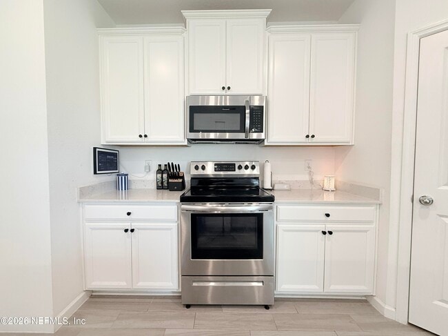 Building Photo - 9931 Lovage Ln