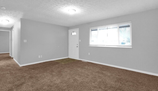 Building Photo - 1631 Lucks Rd