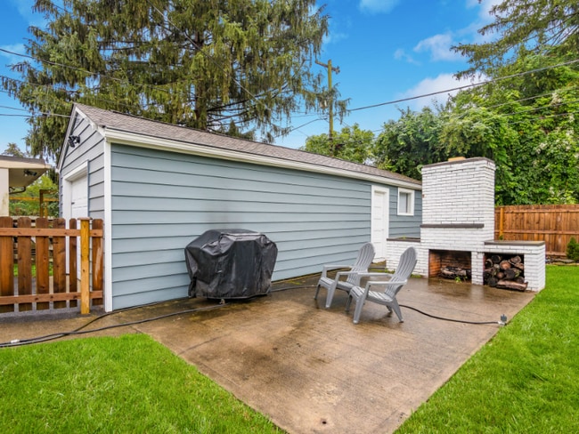 Building Photo - 3227 Ainwick Rd
