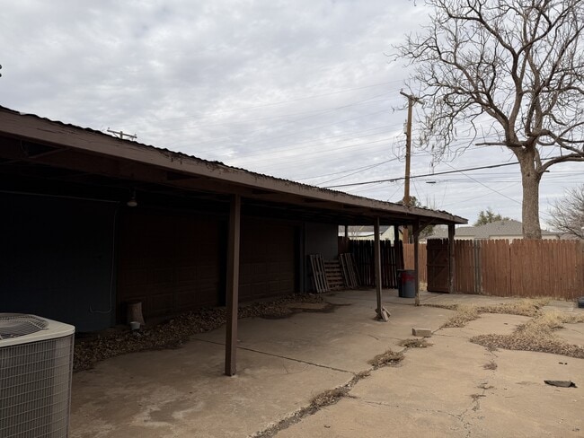 Building Photo - 2818 41st St