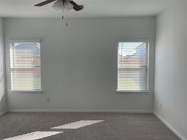 Building Photo - 31351 Horseshoe Meadow Bend Ln