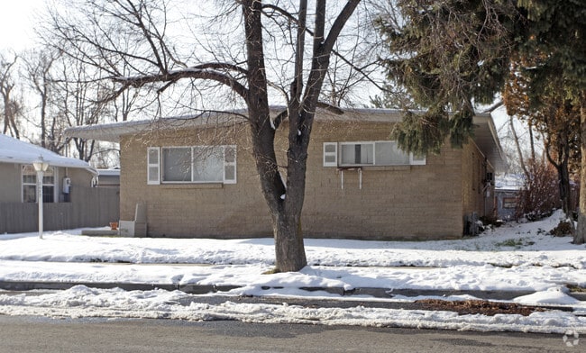 Building Photo - 2630 S 600 E