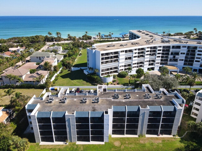 Building Photo - 1605 S US Hwy 1