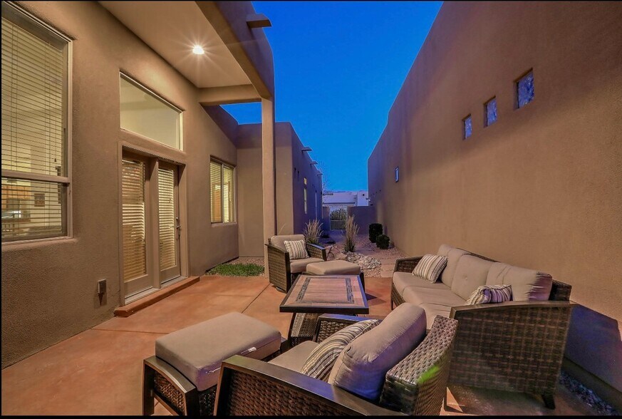 Building Photo - 6531 Agave Verde Way NE
