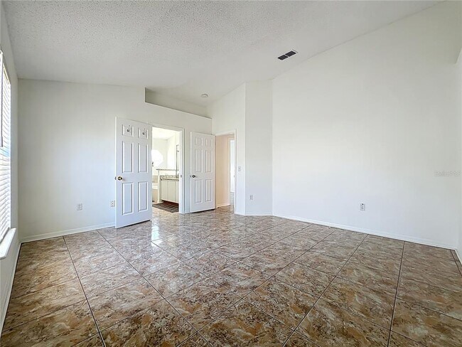 Building Photo - 3155 Atwater Dr