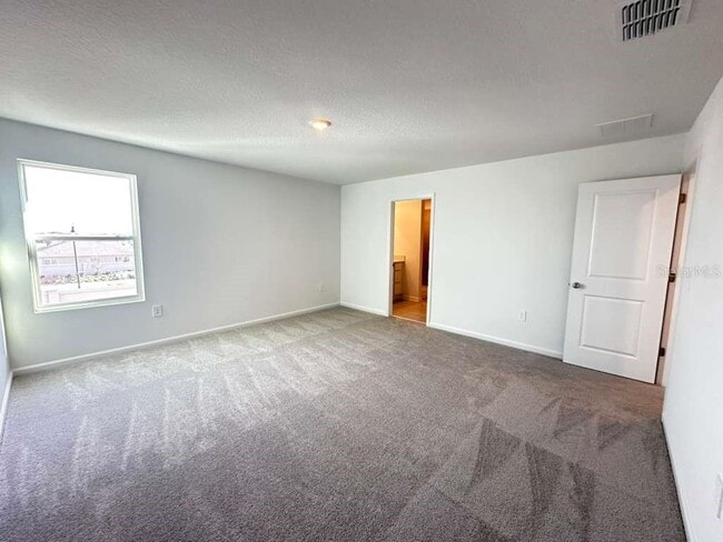 Building Photo - 4734 Katrina Dr