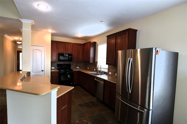 Building Photo - 19439 Suffolk Hollow Ln