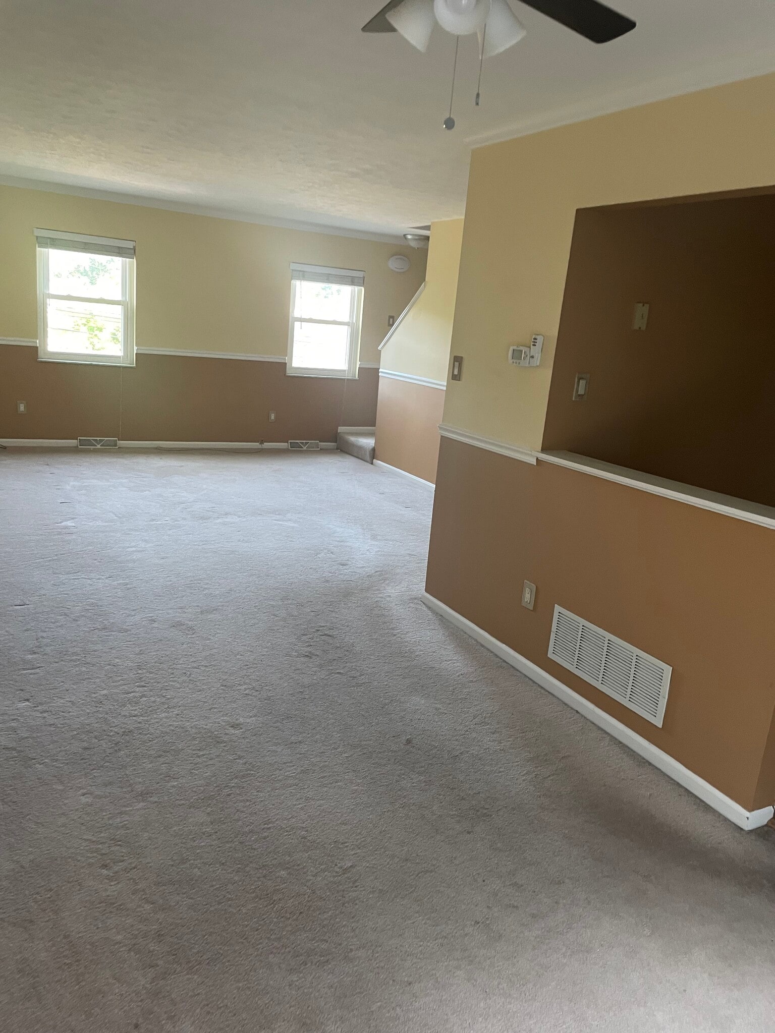 Building Photo - 144 Rockwood Ave