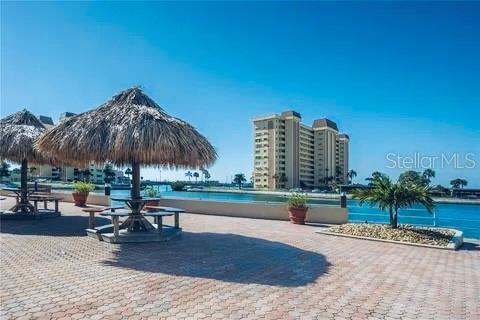 Building Photo - 4575 Cove Cir