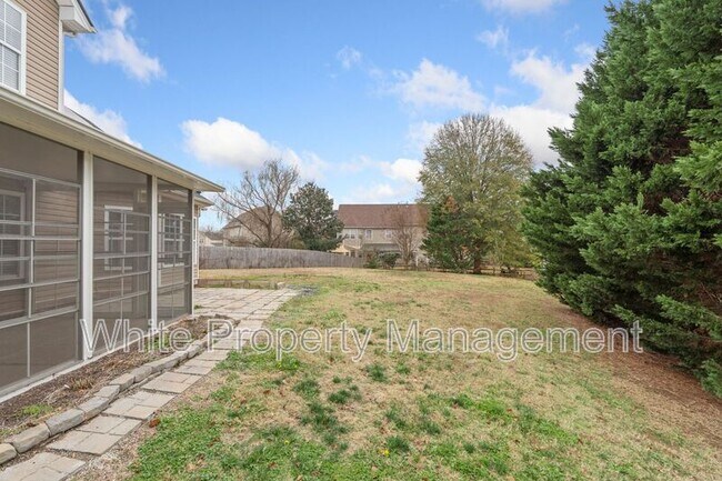 Building Photo - 11012 Southfield Dr