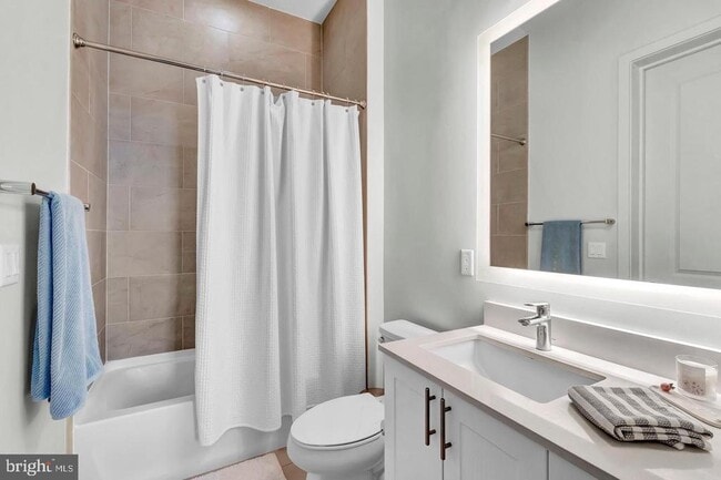 Building Photo - 6803 Cameron Dr NW