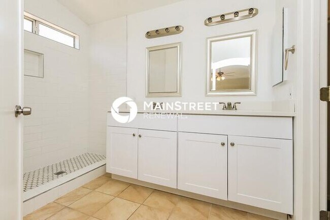 Building Photo - 3 Bedroom Pet-Friendly Home in Chandler, A...