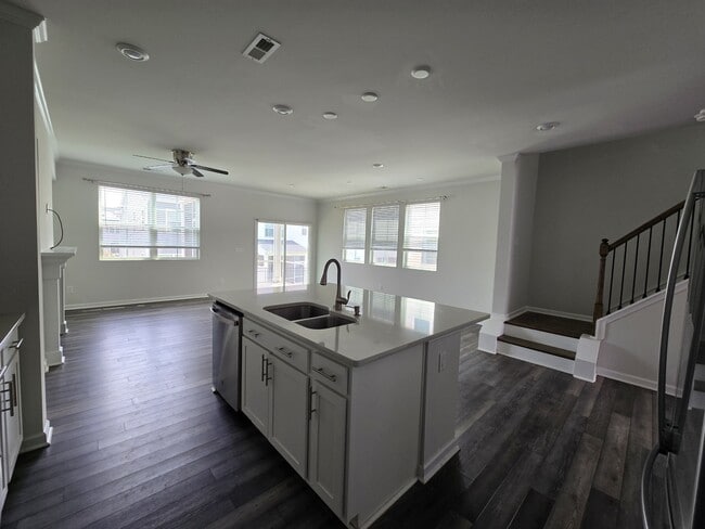 Building Photo - 6318 Arpeggio Pl