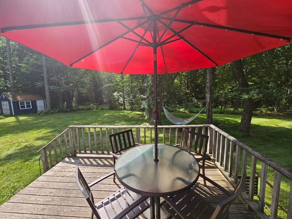 Deck - 11 Laurel Ln